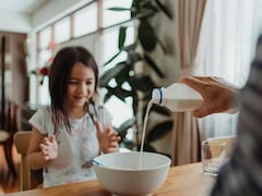 Qué debe comer un niño entre los 4 y los 12 años para crecer sano, según especialistas en nutrición