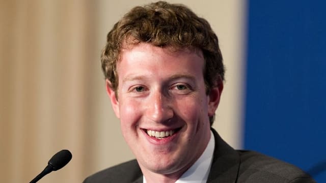 Mark Zuckerberg, dueño de WhatsApp: “Los teléfonos móviles serán reemplazados por este nuevo dispositivo”