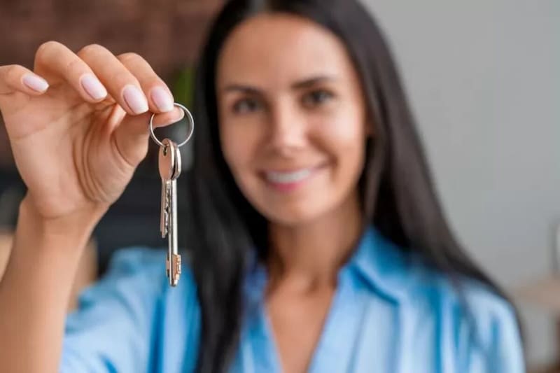 Alquiler bajo la lupa: con 4 de cada 10 viviendas en renta, la CDMX avanza hacia un mercado regulado, con subsidios, contratos gratuitos y sanciones para quienes vulneren derechos habitacionales. Fuente: Shutterstock.