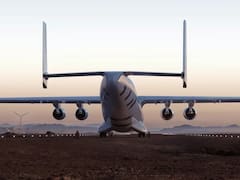 Despega el avión más grande del mundo: tendrá 108 metros de largo, cuatro motores y se podrá usar en tan solo tres continentes