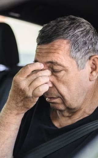 Adiós a la licencia de conducir para mayores de 65 años: no podrán renovar el permiso sin este requisito