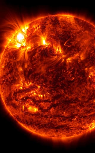 El descubrimiento del siglo: confirman qué hay en el interior del Sol y el hallazgo preocupa al mundo