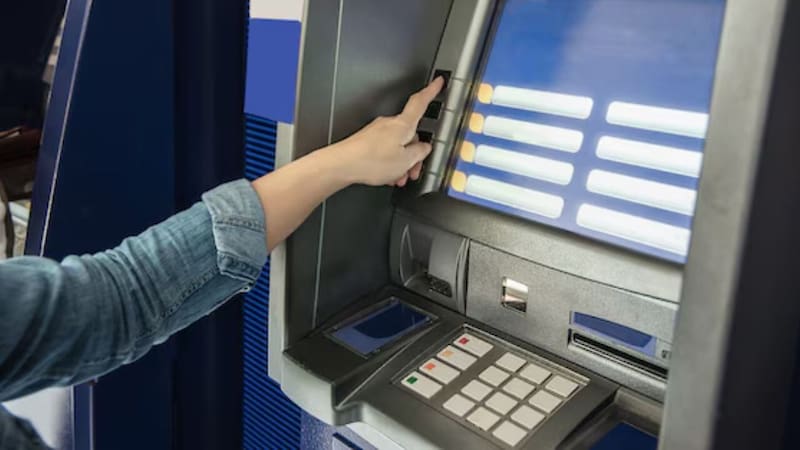 Los límites que manejan los bancos para retirar dinero en efectivo. (Foto: archivo)