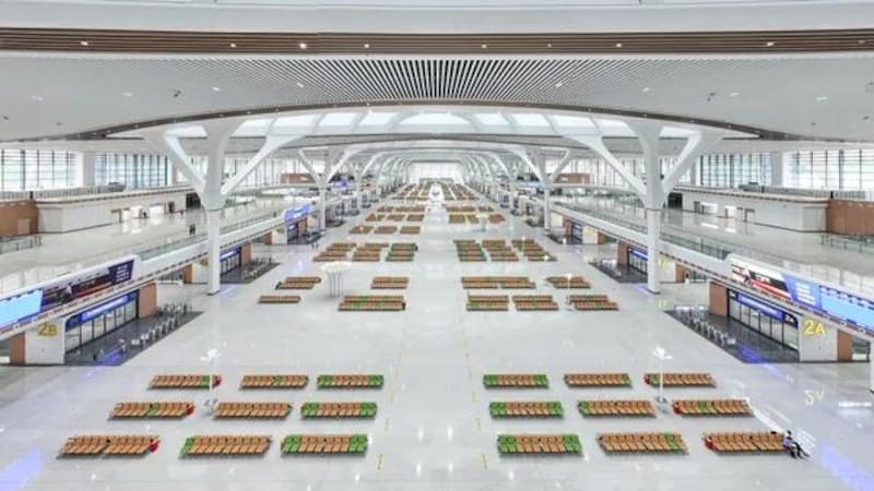 Estrenan la obra del siglo: así luce la estación de trenes más amplia del mundo abarca 170 canchas de fútbol.