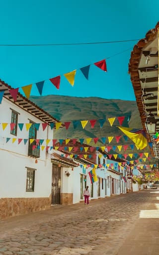 No es Barichara: turistas encuentran el pueblo más bello de Colombia y quedan asombrados por su hermosura colonial