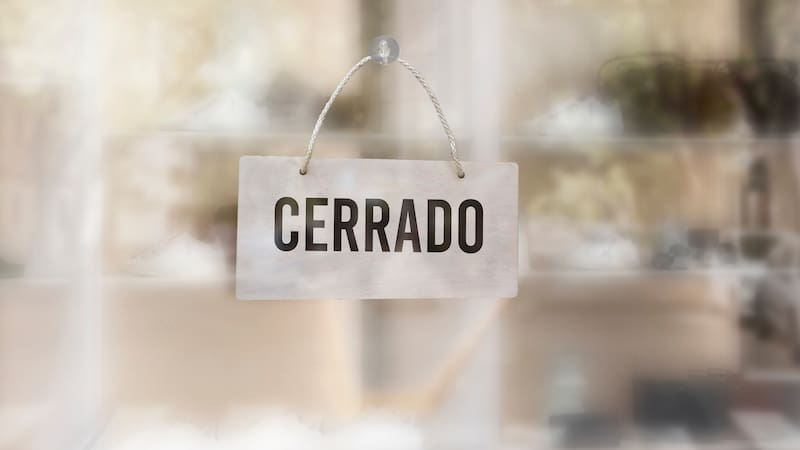 Cierra una de las panaderías más famosas del país: baja la persiana tras cuatro décadas de labor.