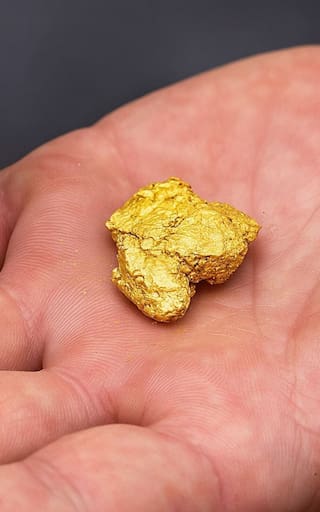 La basura alberga oro de 22 quilates en su interior: cómo consiguen recuperarlo