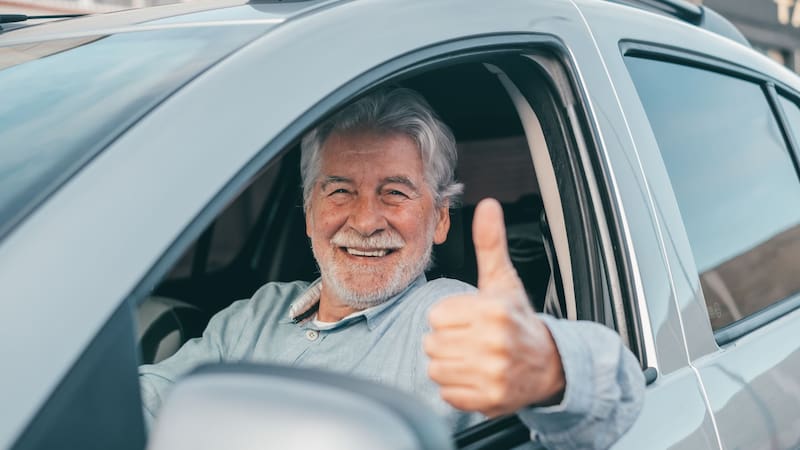 Para continuar conduciendo a partir de los 65 años, la renovación ya no se realiza de manera automática.