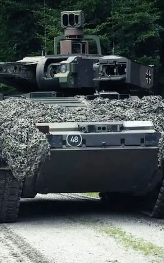 El país más poderoso y agresivo de Latinoamérica: dispone de un ejército que desafiará a las potencias mundiales y opera con tecnología militar de vanguardia