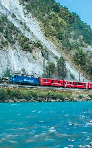 Así es el viaje en tren más largo del mundo: conecta dos continentes en 21 días y atraviesa 18.755 kilómetros a través de ocho países