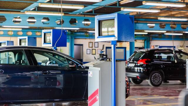 Es oficial: el Gobierno revisará coche por coche para verificar el cumplimiento de un requisito esencial de la DGT