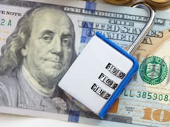 Se cierran las cuentas bancarias en dólares: impiden a los ahorristas que no cumplan con este requisito en España