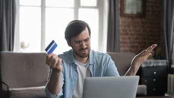 Oficial | El Gobierno dará de baja todas las cuentas bancarias y tarjetas de crédito de las personas que figuren en esta lista