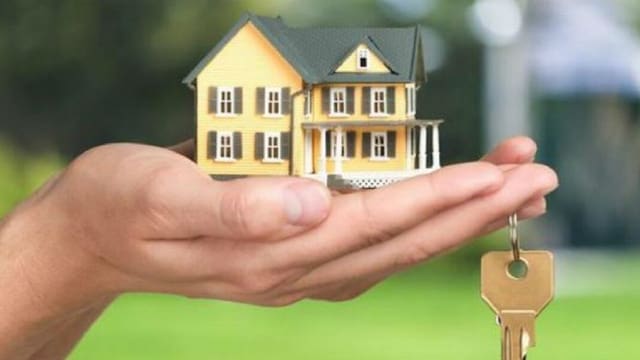 El Gobierno español lanza una fuerte advertencia a los mayores de 65 que tengan una casa a su nombre y no cumplan este requisito