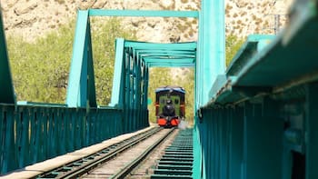 Tras un año, vuelve un tren histórico que conecta a Madrid con un municipio clave desde hace un siglo