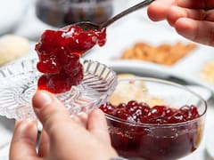 Adiós ollas quemadas: Lidl lanza un nuevo electrodoméstico que prepara mermeladas y conservas caseras