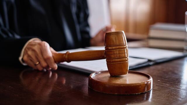 Ya es oficial | La Corte Suprema frena el embargo total del salario y establece un nuevo límite legal obligatorio