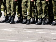 Vuelve el servicio militar: por orden del Gobierno, castigarán a todos los inmigrantes que no se inscriban en las Fuerzas Armadas antes de esta edad
