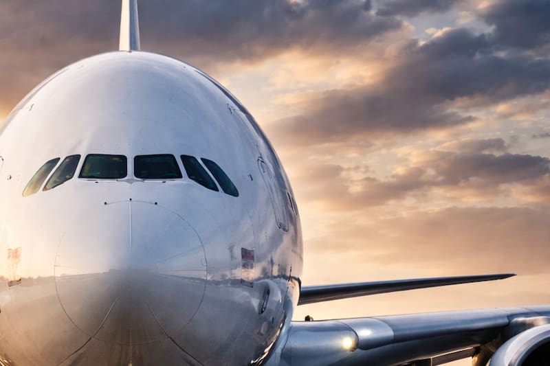 En casos reiterados, la sanción puede escalar hasta el veto permanente en la aerolínea y la obligación de cubrir los costos generados por el incidente. Fuente: Shutterstock.