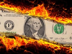 Fin del dólar | Estados Unidos pierde poder y ya no conviene proteger tu dinero con dólares: la alternativa que arrasa