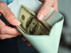 Es oficial | IRS depositará 2,000 dólares en las cuentas bancarias de estas personas