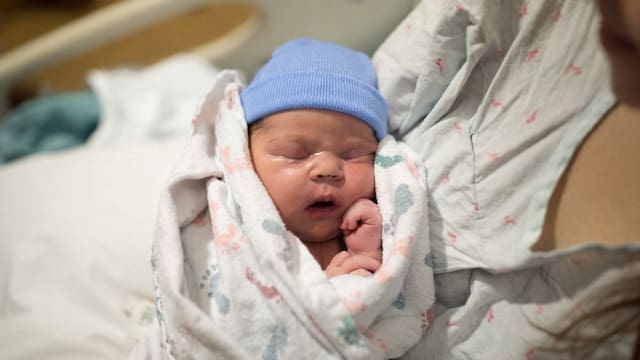 Confirmado | Por decisión de Estados Unidos, todos los hijos serán anotados únicamente con el apellido de la madre cuando sus padres no estén casados legalmente