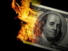 Goodbye to The Dollar: All Transactions and The Use of Banknotes Will be Banned in 11 Countries