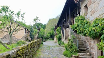 La hermosa aldea de Galicia que posee vistas de ensueño, rica gastronomía y está cerca de un famoso parque natural