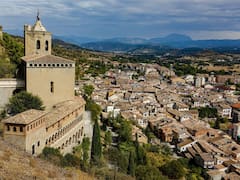 El hermoso pueblito de Aragón que se encuentra escondida entre dos ríos y es un auténtico paraíso natural