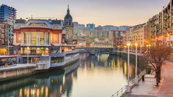 Es la localidad más alegre de España, esta a 40 minutos de Bilbao y es un sueño de cuentos