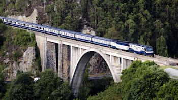 No es el Orient Express: uno de los trenes más bellos de Europa se encuentra en España, pero es un lujo que no es para todos