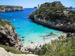 Descubre a menos de 1 hora de Mallorca el adorable pueblito costero con las mejores playas de España