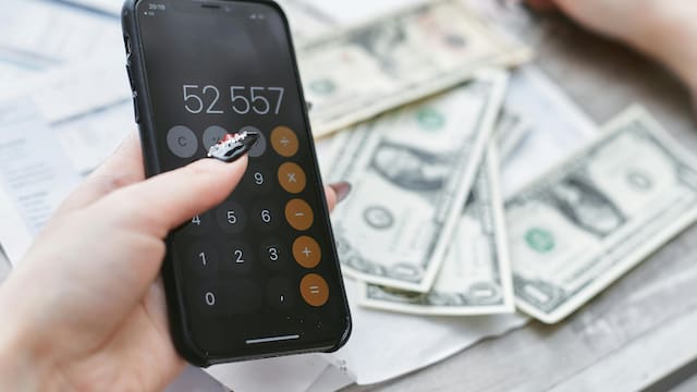 Peso colombiano: a cuánto cerró la cotización este lunes 6 de abril