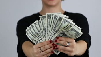 Libra esterlina y DÓLAR: a cuánto cotiza este viernes 15 de mayo en Estados Unidos