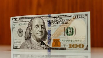 Peso mexicano: a cuánto cerró la cotización este viernes 8 de mayo