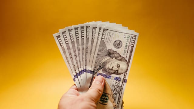 Peso mexicano: a cuánto cerró la cotización este lunes 27 de abril