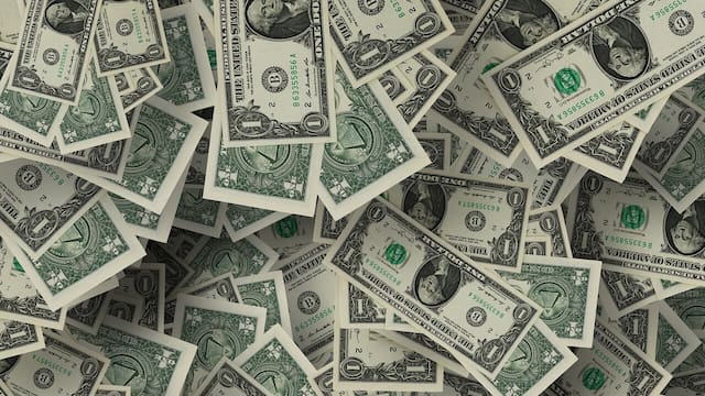 Libra esterlina y DÓLAR: a cuánto cotiza este viernes 1 de mayo en Estados Unidos