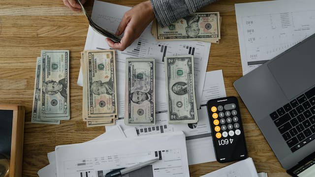 Precio del DÓLAR HOY: así cerró la cotización de este viernes 10 de abril