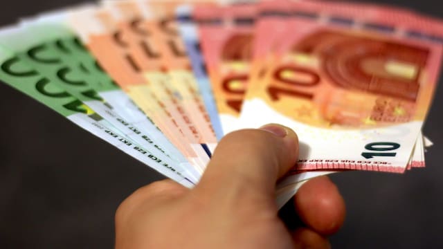 Euro: a cuánto cerró su cotización este lunes 4 de mayo