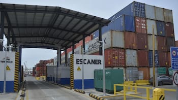 ¿Guerra comercial a la vista? Oficina comercial de Trump lanza advertencia a México por trabas en aduanas