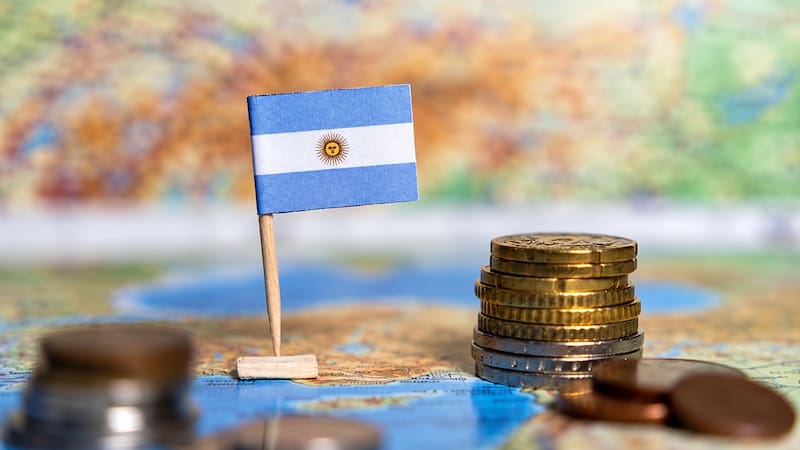La promesa que Argentina no logra cumplir: 25 años de cambios tributarios y reglas que desalientan la inversión