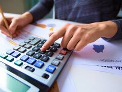 El impuesto que el Gobierno quiere eliminar “sí o sí”, pero no sabe cómo compensar