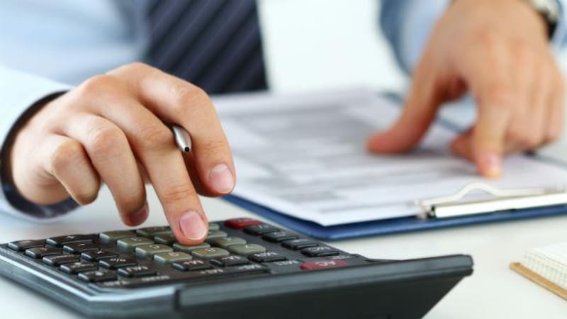 Las obligaciones de presentación y pago abarcan a las empresas, a los contribuyentes autónomos y también a los empleados en relación de dependencia.