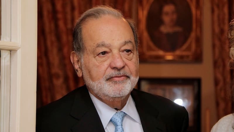 Carlos Slim pidió que el Gobierno revise celular por celular y cuestionó el registro de muchos números telefónicos. (foto: archivo).