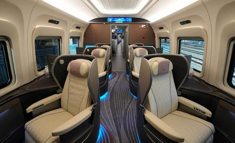 Inaugurán el tren bala más rápido del mundo: supera a los japoneses y es el gran orgullo del país