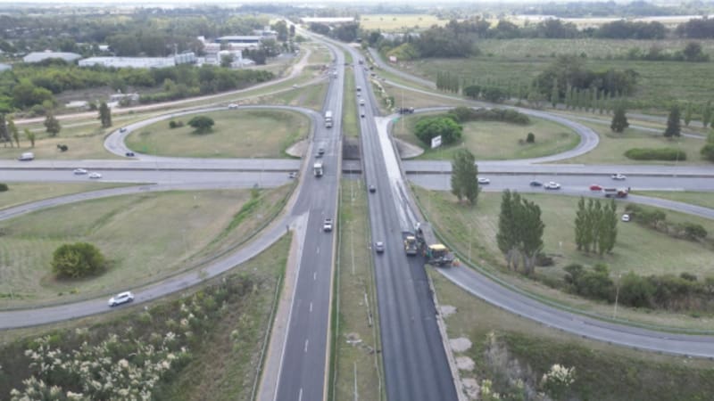 Inauguran una nueva autopista en un punto central del país que se conectará con dos rutas nacionales y aliviará el tráfico
Fuente: Archivo