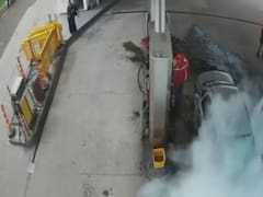 Dramático: un joven roció con nafta un auto e intentó incendiar una estación de servicio