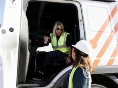 Un acuerdo estratégico busca reducir la brecha de género en el sistema portuario argentino