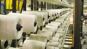 No salen del hoyo | Los empleos en el sector manufacturero acumulan caídas por más de dos años seguidos