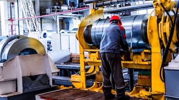 La industria no remonta: el uso de la capacidad instalada en noviembre registró el nivel más bajo en 8 meses